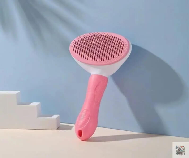 CareBrush – Fellpflegebürste für Hunde & Katzen in Premiumqualität | MONTE PETS