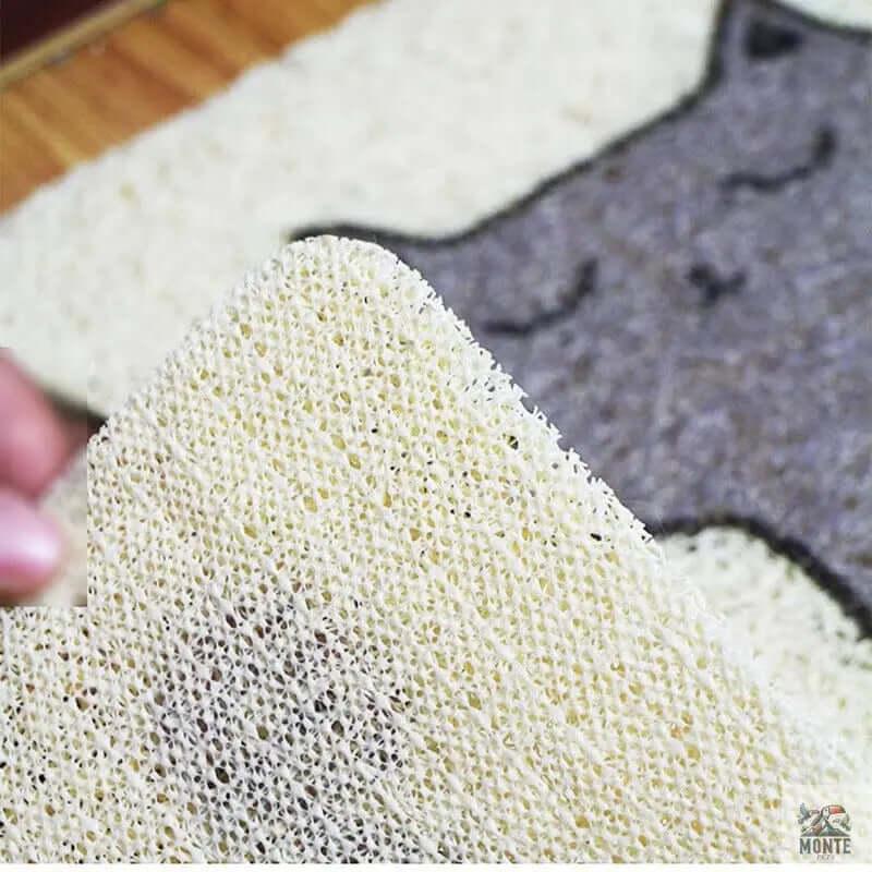 Drei Katzen Motiv – PVC-Streufangmatte für Katzenhautpflege | MONTE PETS