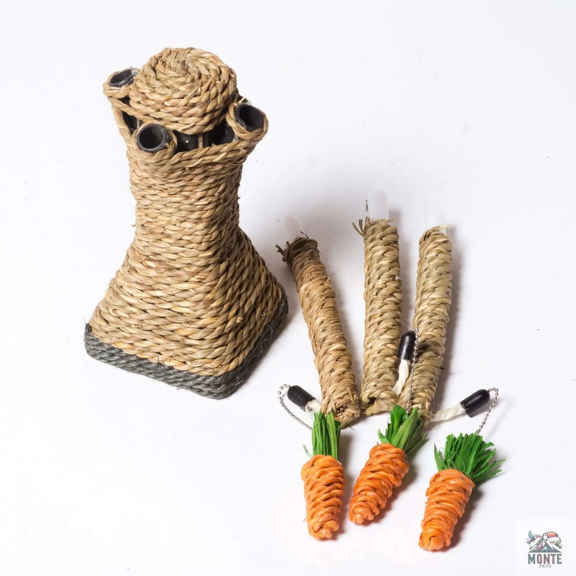 Katzenspielzeug - Karottenbaum Naturfarben 27×10×8 cm | MONTE PETS